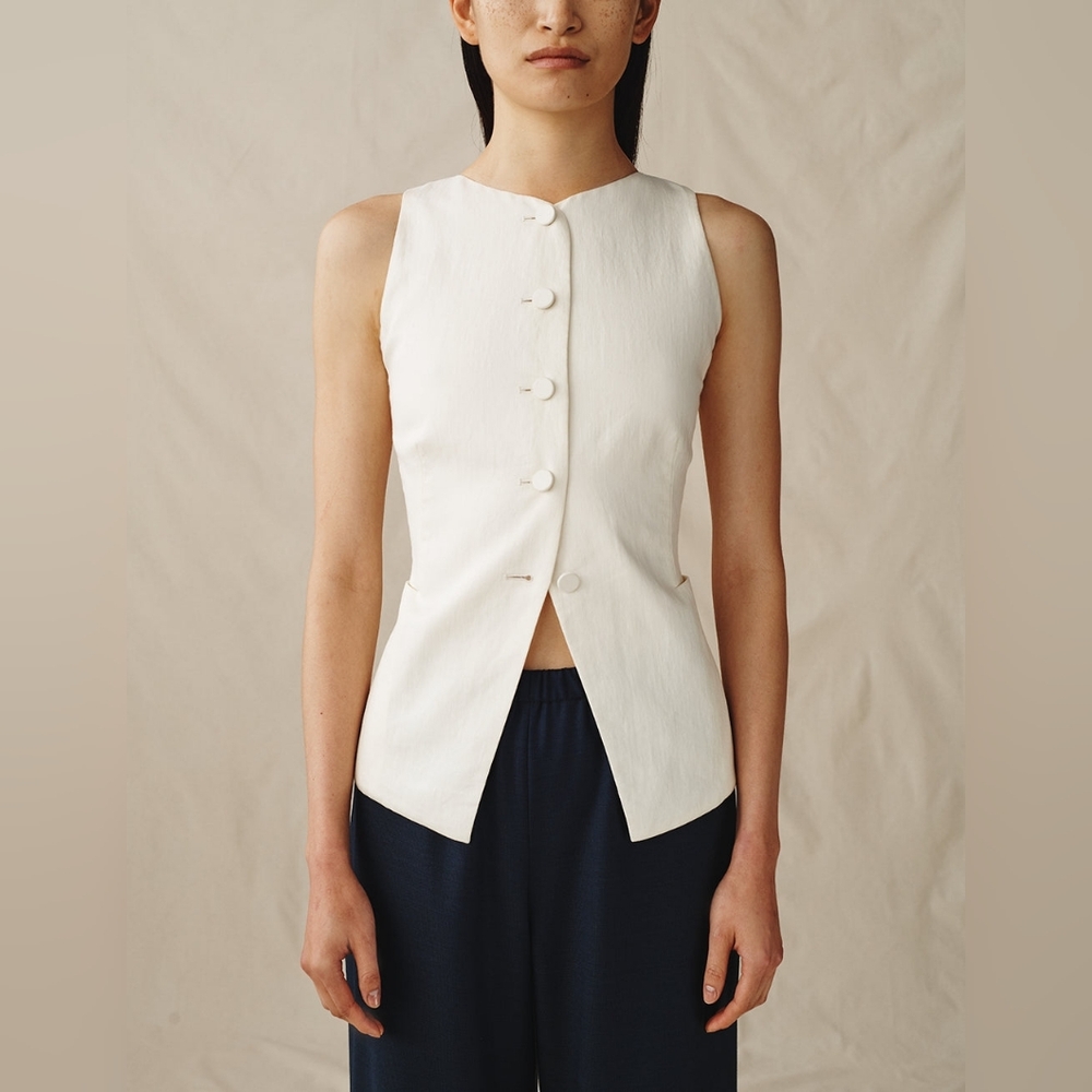 Attersee Ivory Sculpted Linen Blend Vest Top